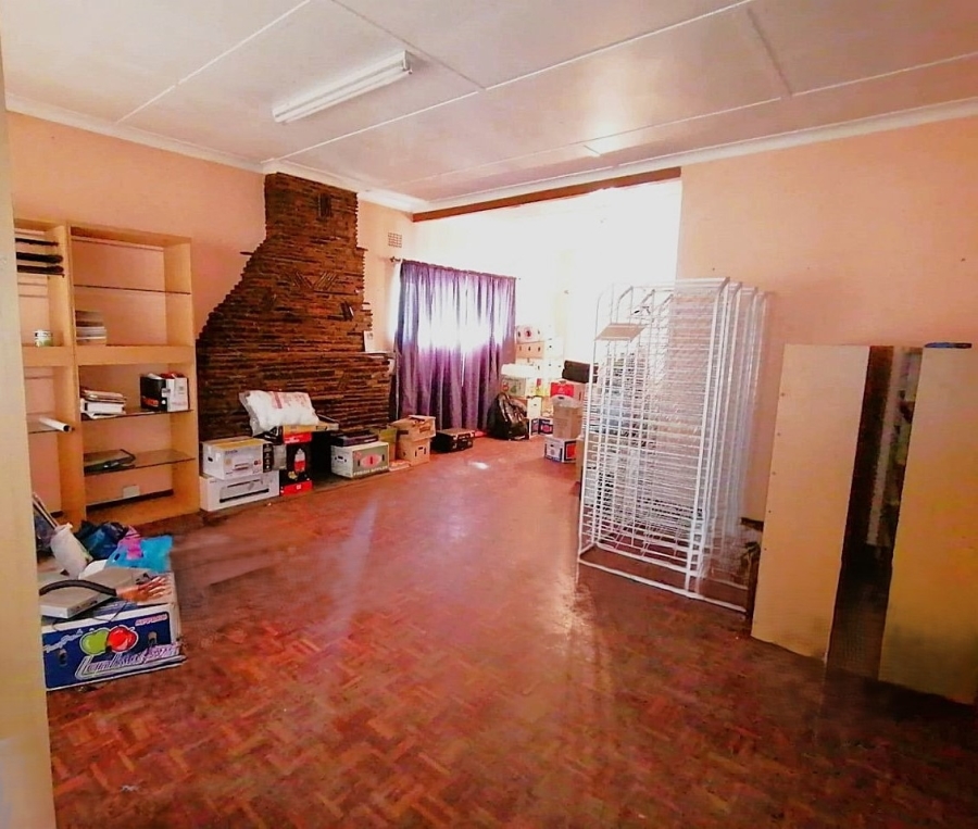 3 Bedroom Property for Sale in Bodorp North West